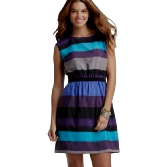 LOFT Dresses & Skirts - Loft striped pullover dress 